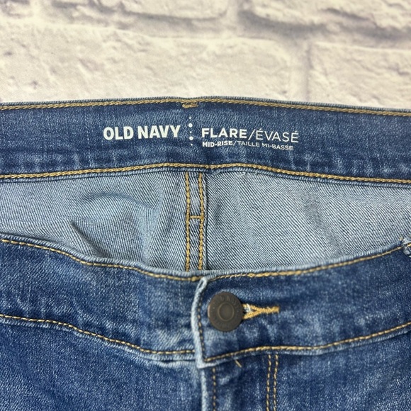 Old Navy Flare Mid-Rise Blue Jeans with Distressing. Size 16. - Picture 7 of 8